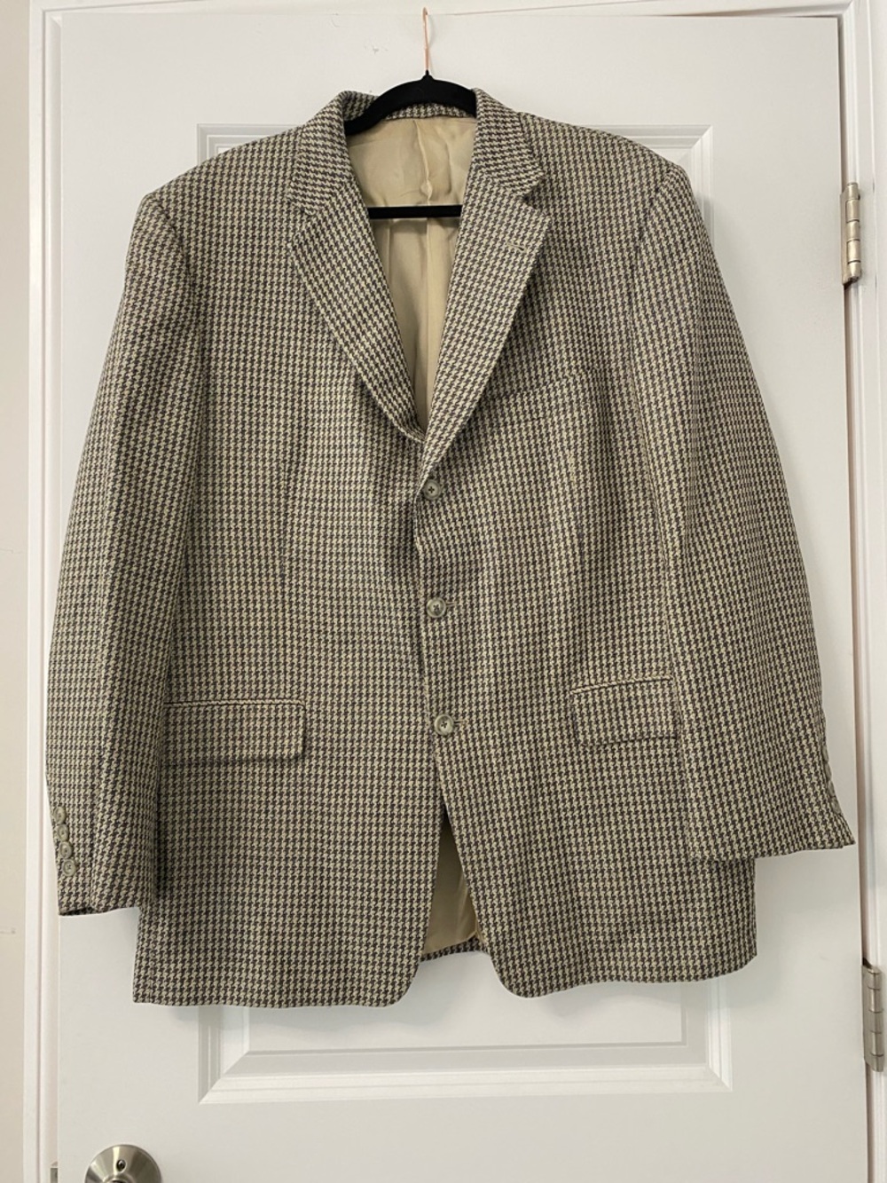 Burberry Brown and Black Houndstooth Sport Coat Vintage